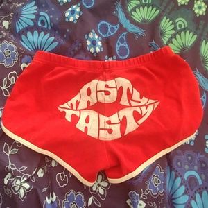 🔥👄Retro Style Tasty Tasty Shorts👄🔥